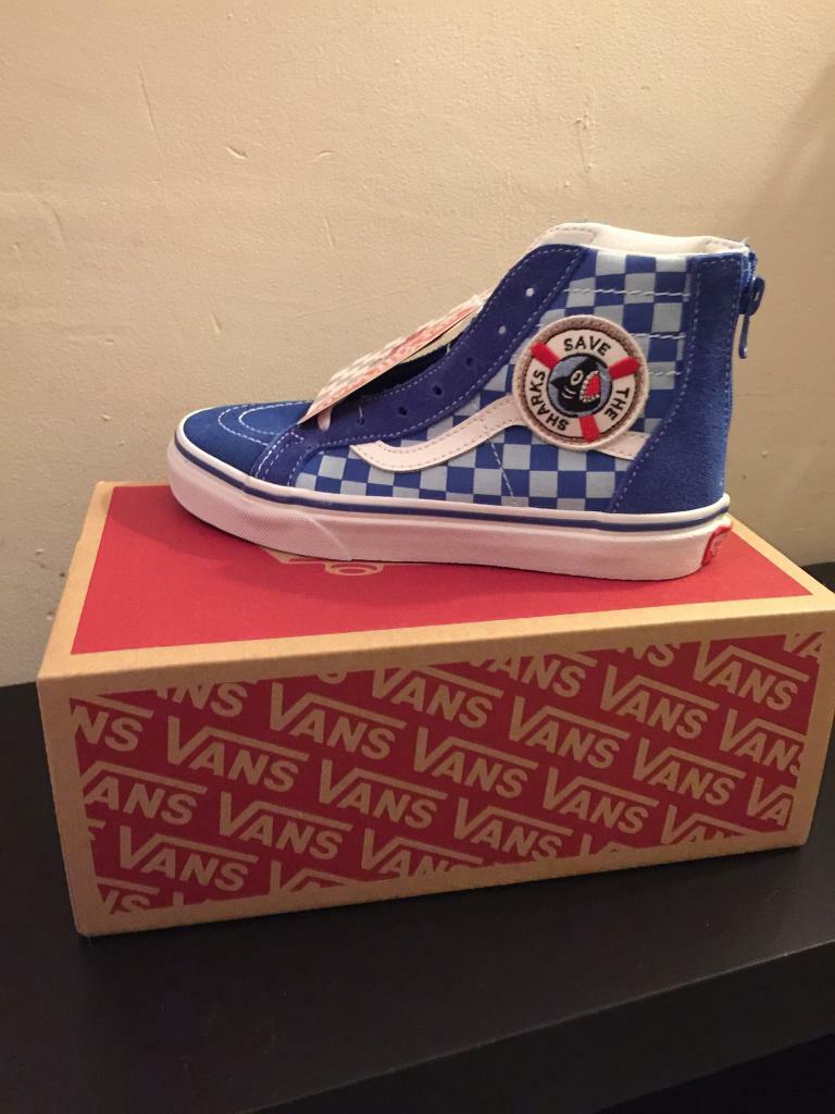 junior vans size 2.5